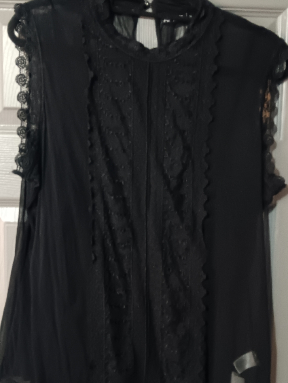 Apt. 9 Black Lace-Trim Sleeveless Blouse